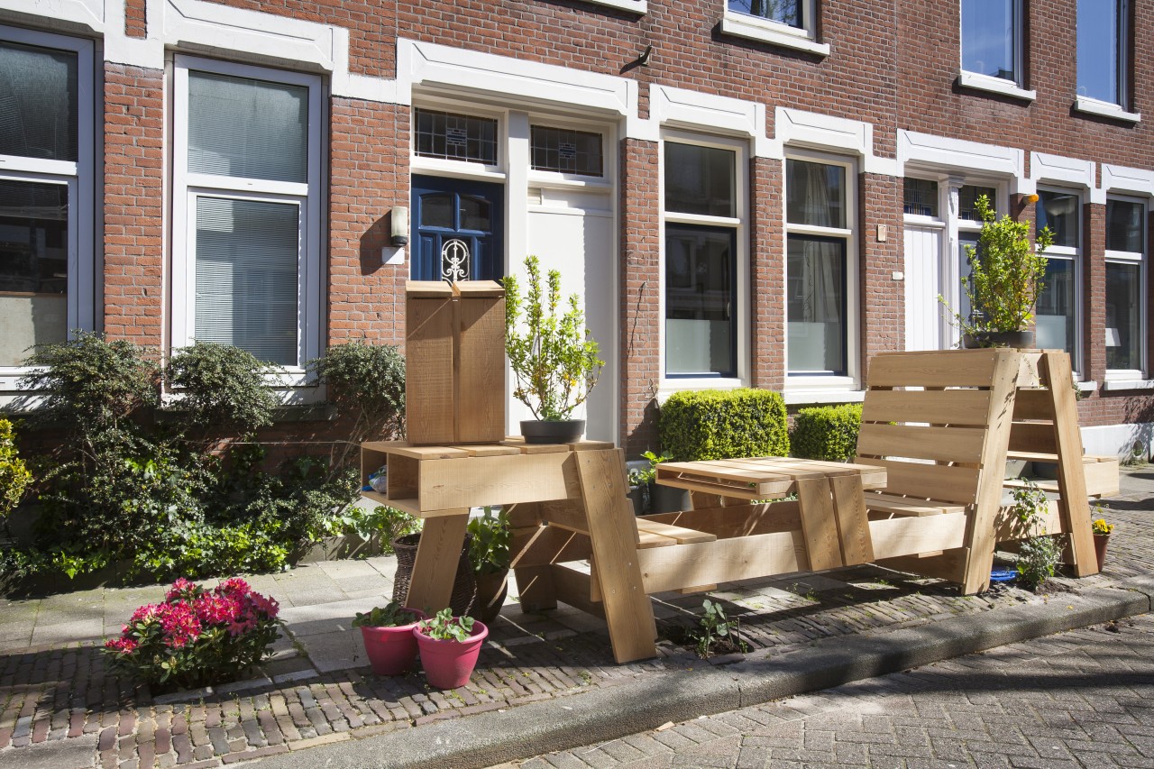 472481010---straatmeubilair.jpg